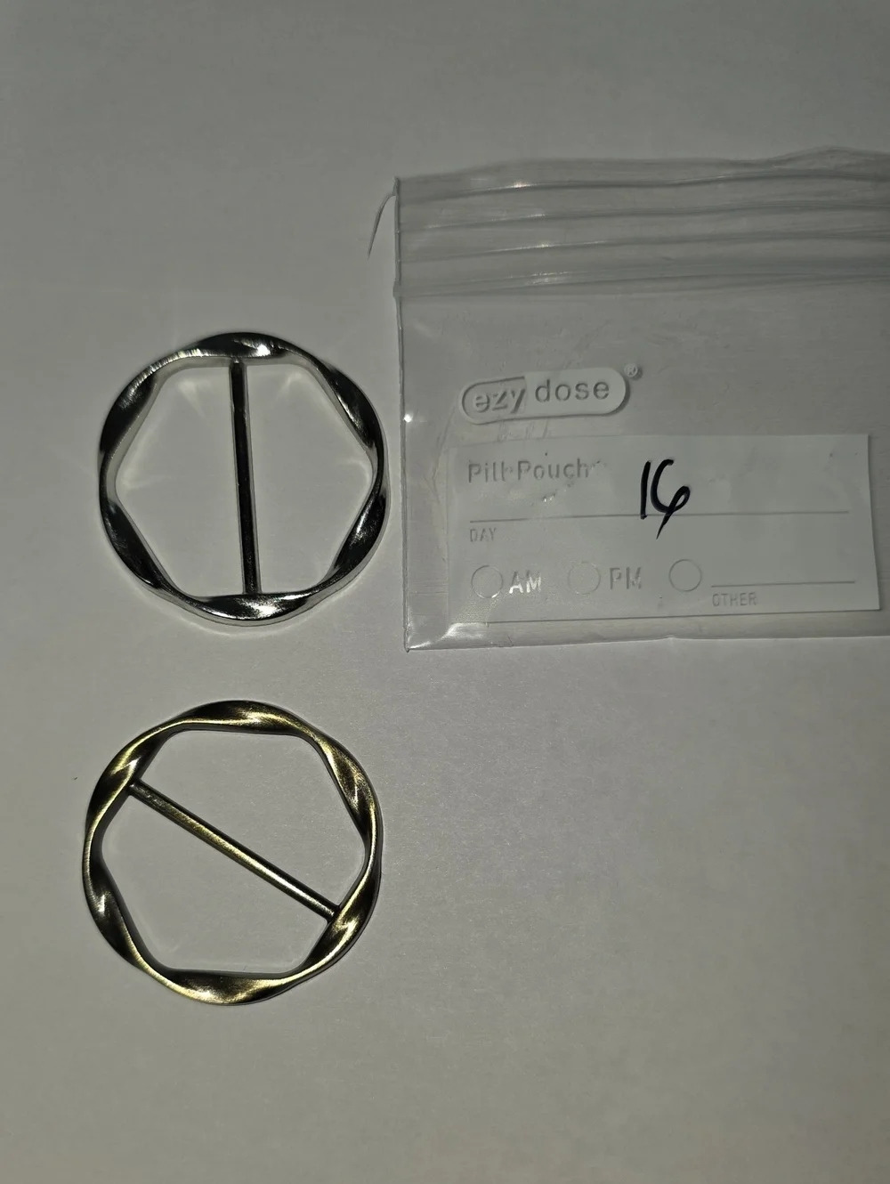 16. Shiny Silver and Matte Brass Gold Round Scarf/Tee Rings - Pack of 2